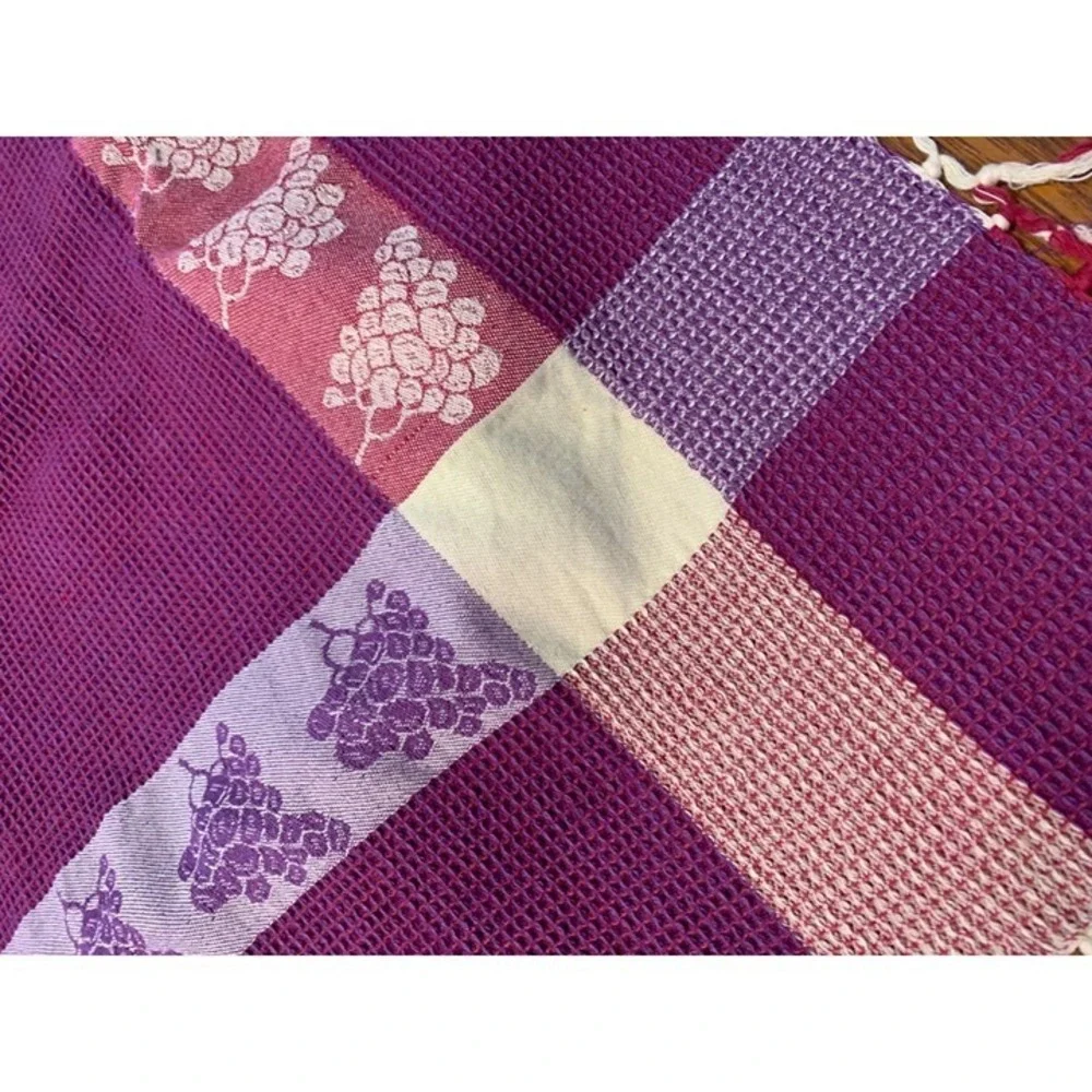 Primitive Artisan Inc 100% Cotton Boho VTG Purple & Red Grape Motif Woven Tablec